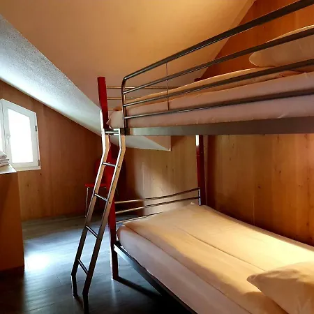 Hornerpub Apartament Lauterbrunnen